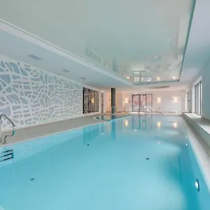 Waterlane Island - Riverview Pool, & Gym By Downtown Gdańsk
